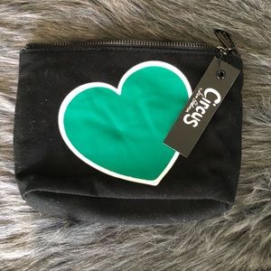Sam Edelman Green Heart Makeup Bag